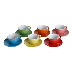 Imagem de um conjunto de 6 xícaras coloridas. Da esquerda para a direita: azul, verde, amarela, laranja, vermelha e rosa.