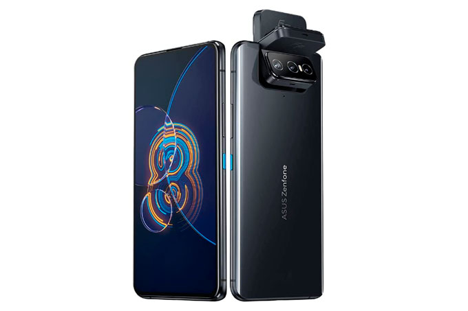 2 Zenfone 8 flip, um com a tela frontal, outro de costas com a câmera flip elevada